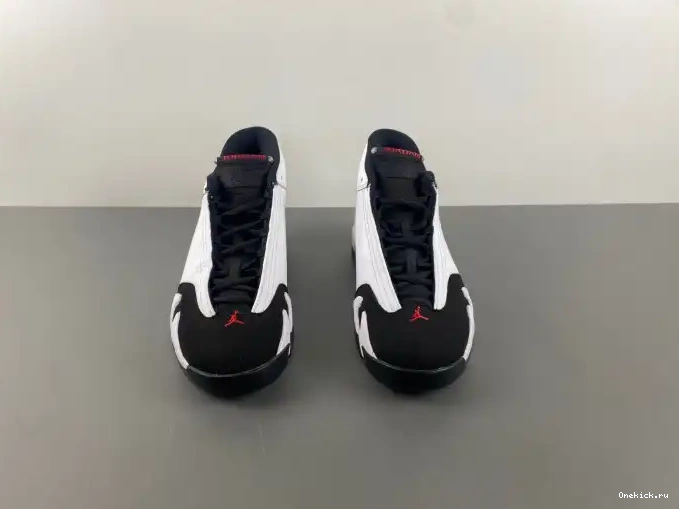 One Kick (2024) Black Jordan 487471-160 Air 14 Retro Toe 0604